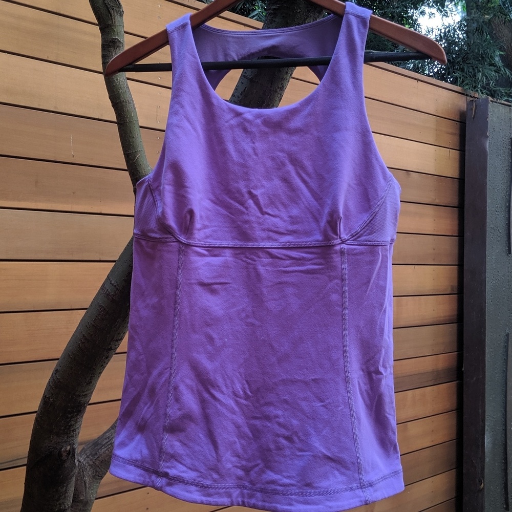 Lululemon tank